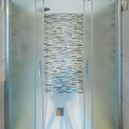 Bellagio, Tivano - Di * Bellagio