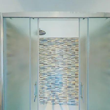 Bellagio, Tivano - Di * Bellagio